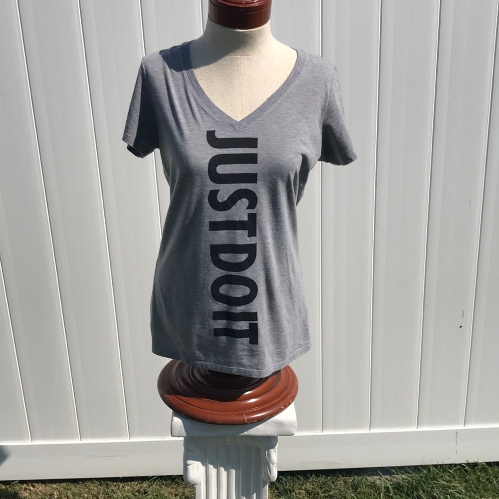 Great condition Nike large Just Do It shirt